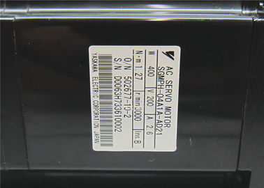 Sigma 2 Series Industrial Servo Motor Black Color SGMPH 04A1A AD21