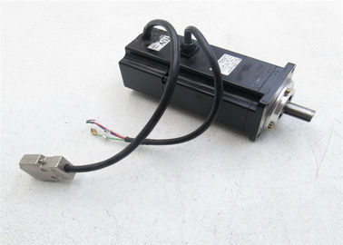 Yaskawa AC SERVO MOTOR 4.4A 200V SGM-08VW14S  New in Box  Industrial Servo Motor
