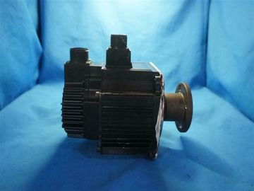 Industrial  Yaskawa New AC Servo Motor 3.0A 2.84N.m SGMG-03ASBC Made in Japan