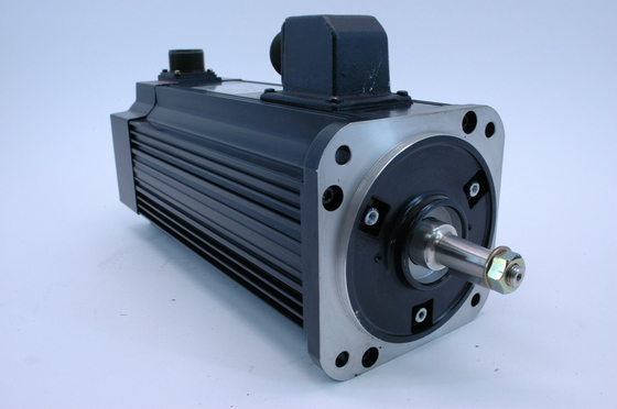 USAGED-09A210E tous neufs et originaux, 7.6A 0.85KW 1500r/min, ofe du jour 3-5 ouvrable fournissent le temps.