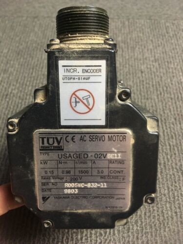 YASKAWA USAGED-02VBE11 est Moteur-C.A. Servo, 0.15KW, 3A, 200V, nouvel original. 0